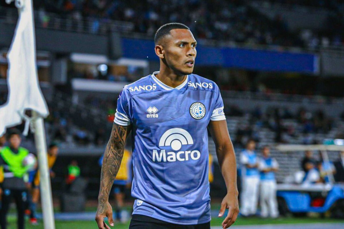 Octavio Prochotsky 🎤✍️ (@octaprochotsky) on Twitter photo #Belgrano 🏴☠️ | 🇵🇪 Reyna en la mira
Dos clubes de Perú anotaron "en negociaciones" a Bryan Reyna, quien busca más minutos y no ocuparía cupo extranjero allí.
💰 Si no es por venta, su salida es complicada.
⏳ El mercado peruano cierra el 18/8.
ℹ️ <a href="/SantiPonce__26/">Santi Ponce</a> #Belgrano 🏴☠️ | 🇵🇪 Reyna en la mira
Dos clubes de Perú anotaron "en negociaciones" a Bryan Reyna, quien busca más minutos y no ocuparía cupo extranjero allí.
💰 Si no es por venta, su salida es complicada.
⏳ El mercado peruano cierra el 18/8.
ℹ️ <a href="/SantiPonce__26/">Santi Ponce</a>