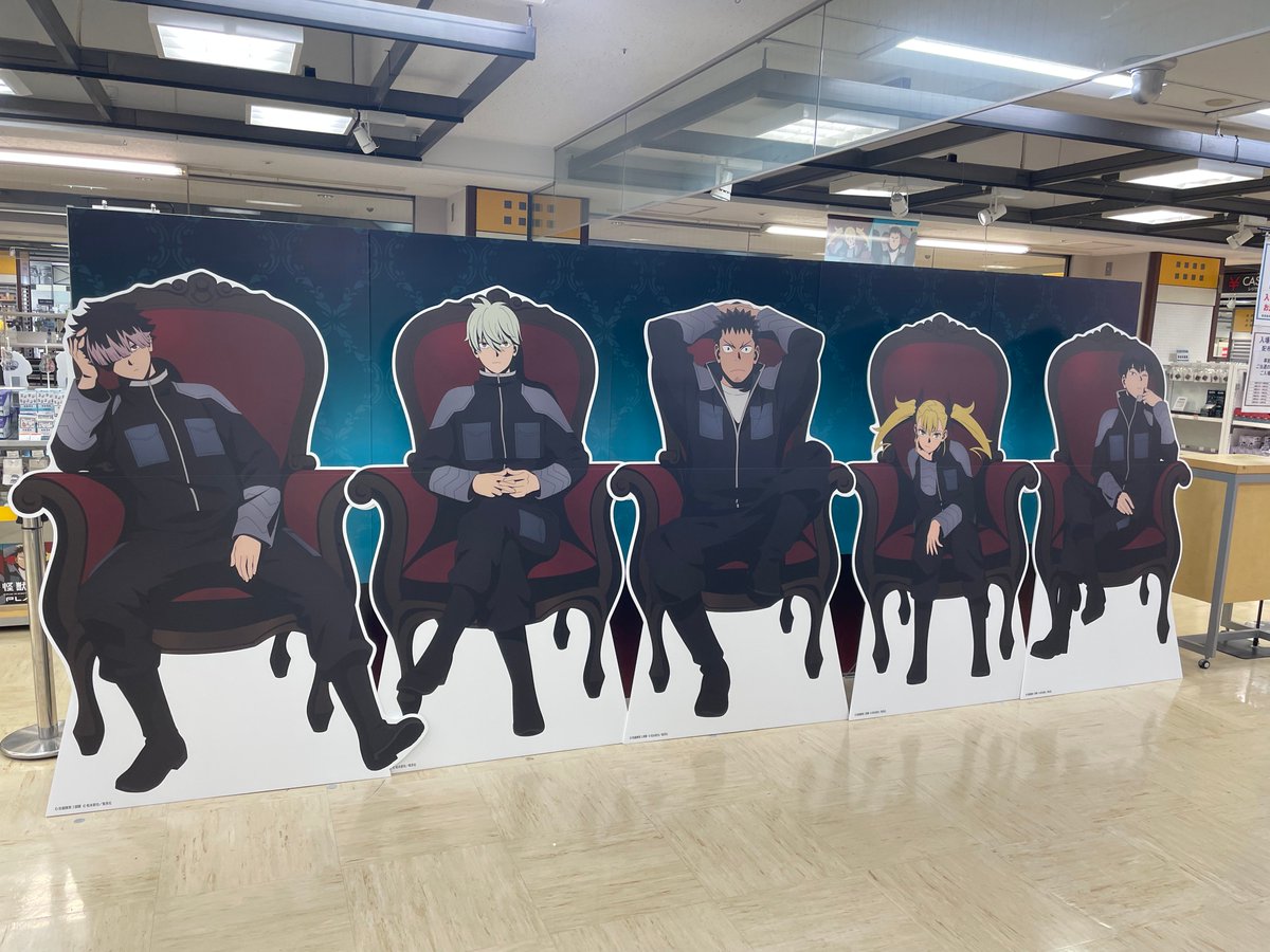 KaijuNo8_O's tweet photo. ◢◤
　ポップアップストア『#怪獣8号PLAZA』
　本日より池袋ロフト会場にて作戦開始！
◥◣

新規描き下ろし「Chair」を使用したグッズなど
催事限定商品が多数登場✨
是非お立ち寄りください💥

▼詳細はこちら
https://t.co/rnTQ0mFkI4

#KaijuNo8 https://t.co/B3uX2b0QXw