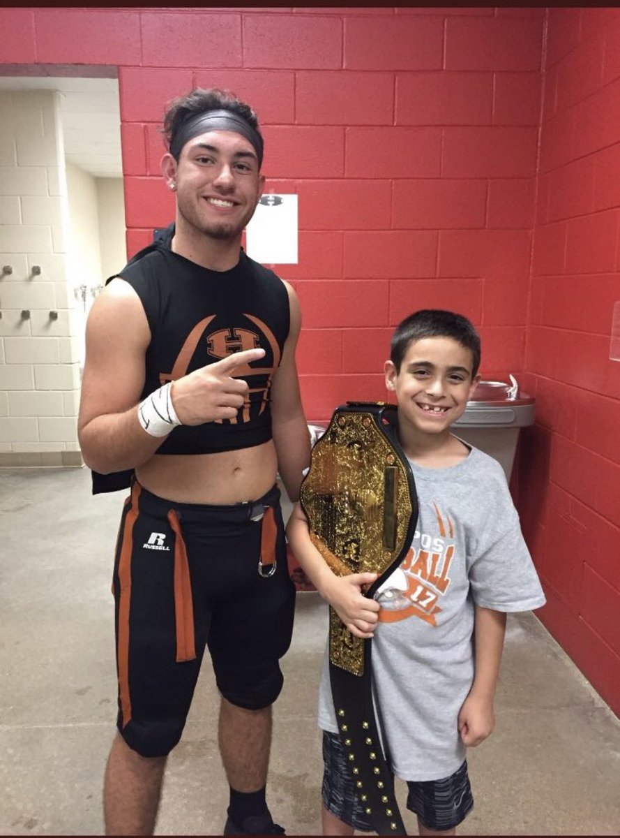 𝘾𝙤𝙖𝙘𝙝 𝙅𝙤𝙨𝙪𝙚 𝙁𝙡𝙤𝙧𝙚𝙨🐺 (@floresjosue) on Twitter photo Tonight’s game against Hutto was a full circle moment for me. I have many wonderful memories from my time at Hutto, and tonight was particularly special.
Coach <a href="/CalebForrest8/">Coach Forrest 🦛</a> and <a href="/FloresDiegoATX/">Diego Flores</a> had the opportunity to relive some of those cherished memories.
#MoreThanFootball Tonight’s game against Hutto was a full circle moment for me. I have many wonderful memories from my time at Hutto, and tonight was particularly special.
Coach <a href="/CalebForrest8/">Coach Forrest 🦛</a> and <a href="/FloresDiegoATX/">Diego Flores</a> had the opportunity to relive some of those cherished memories.
#MoreThanFootball