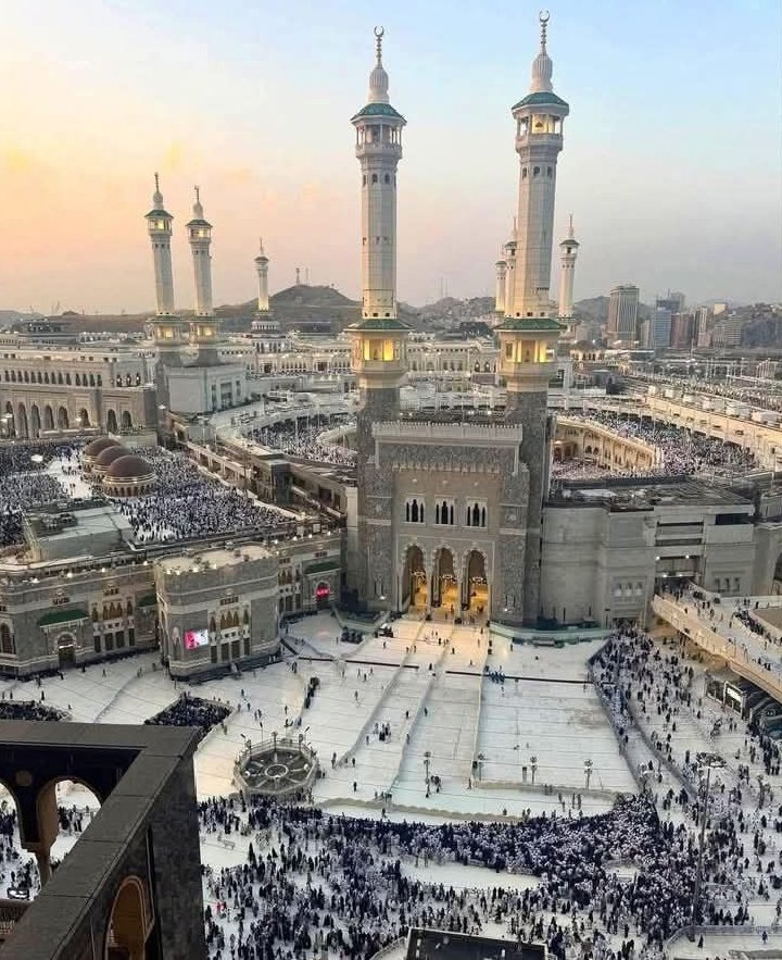 جزااللہ ان محمد ما ھوا اھلہ