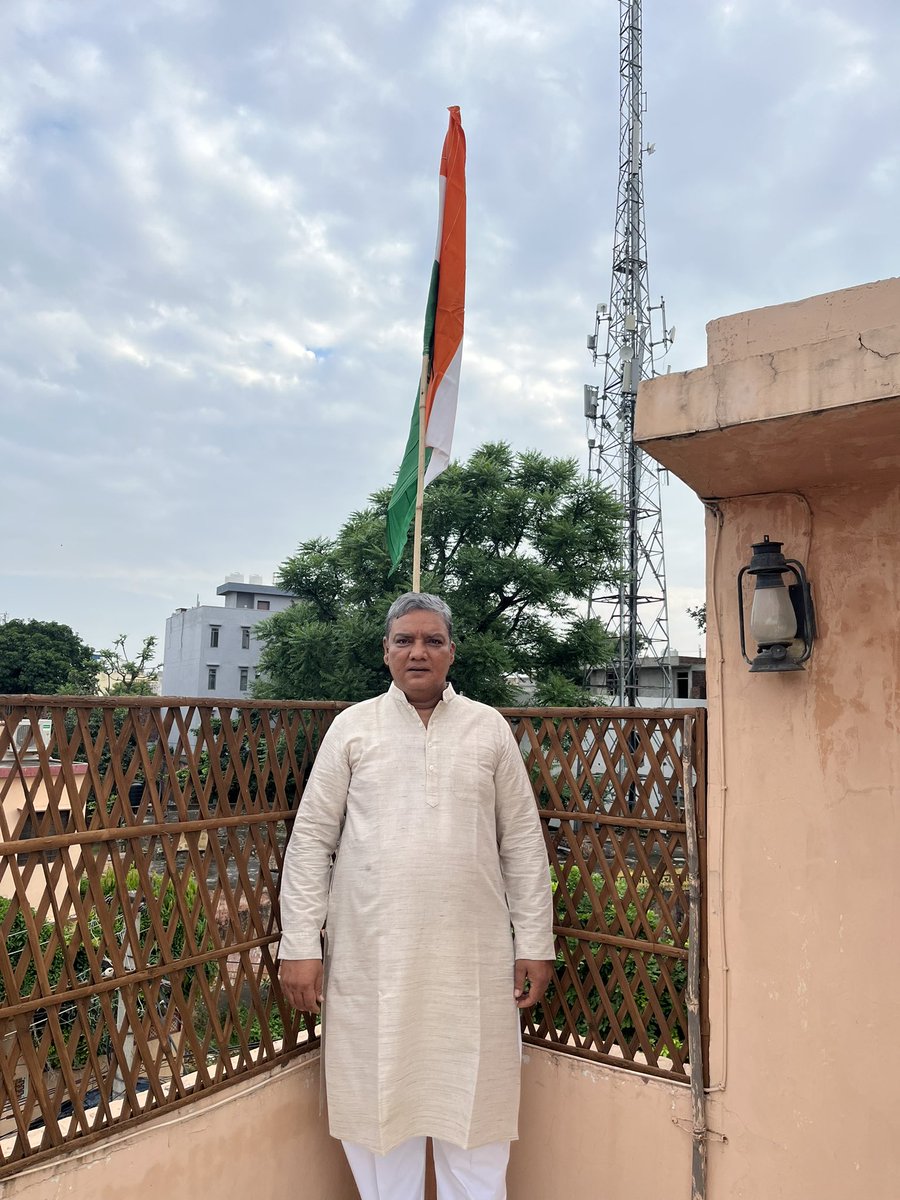 Pranvendra_S's tweet photo. 79 वें स्वतंत्रता दिवस 15 अगस्त 2025 की हार्दिक बधाई एवं शुभकामनाएं 🇮🇳

स्वतंत्रता प्राप्ति के महायज्ञ में अपने प्राणों की आहूति देने वाले बलिदानियों,क्रांतिकारियों तथा स्वतंत्रता सेनानियों को कोटिशः नमन 🙏🏻 

#स्वतंत्रता_दिवस_2025  
#IndependenceDay2025 
#हर_घर_तिरंगा 
@bjpraj https://t.co/TLx9as1l8U