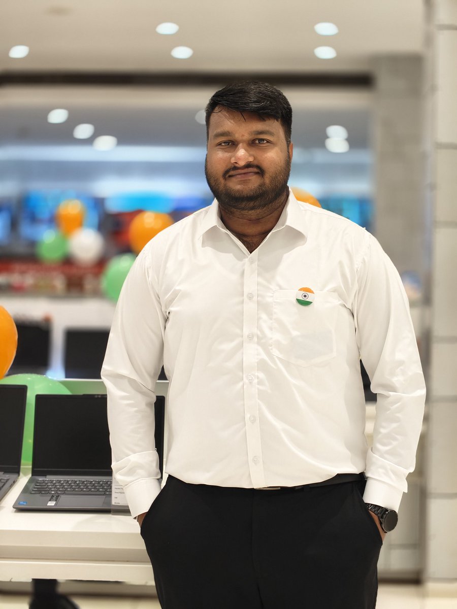 SHETTYPRAMITH's tweet photo. Freedom in our hearts, pride in our souls 🇮🇳✨

#IndependenceDay #India #Freedom #ProudIndian #JaiHind #VandeMataram #IndianArmy #AzadiKaAmritMahotsav #NationFirst #Tricolor #DeshBhakti #IndianPride #IndianFlag #UnityInDiversity #IndiaLove #PrideOfIndia #IndianCulture #MyIndia https://t.co/IZcAVKQEwE