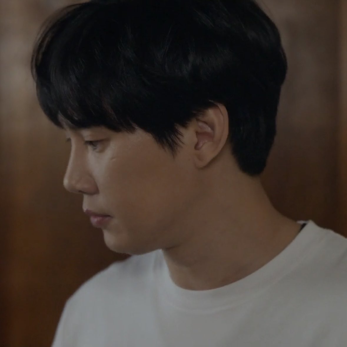 hyunjumymilf's tweet photo. He looks so boyfriend im cryinggg https://t.co/Eu32i6GkkR