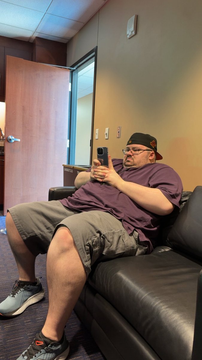 JayNFatsUpdates's tweet photo. 🚨FATTY IS LIVE FOR HIS BDAY STREAM🚨

playing Challs with Current Professional COD PLAYER @SibDMDL .  NEW DUO????

twitch . tv / Fatty https://t.co/NC3pbTGT0y