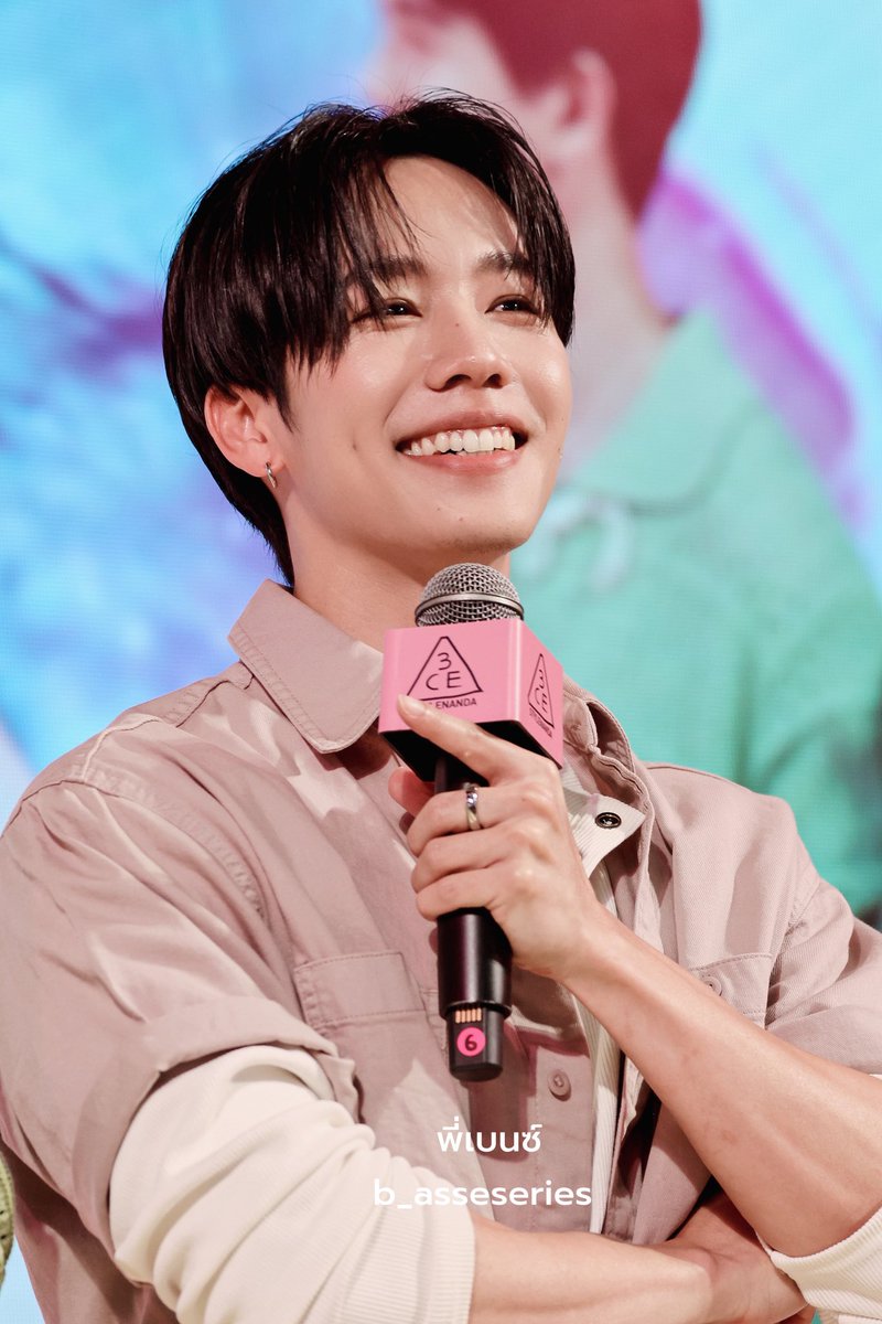 b_asseseries's tweet photo. นักเก็บรอยยิ้ม 😁😁

YINWAR PEARLFECT CUSHION
#3CExYinWar
@warwanarat #warwanarat https://t.co/R099jrJPqR