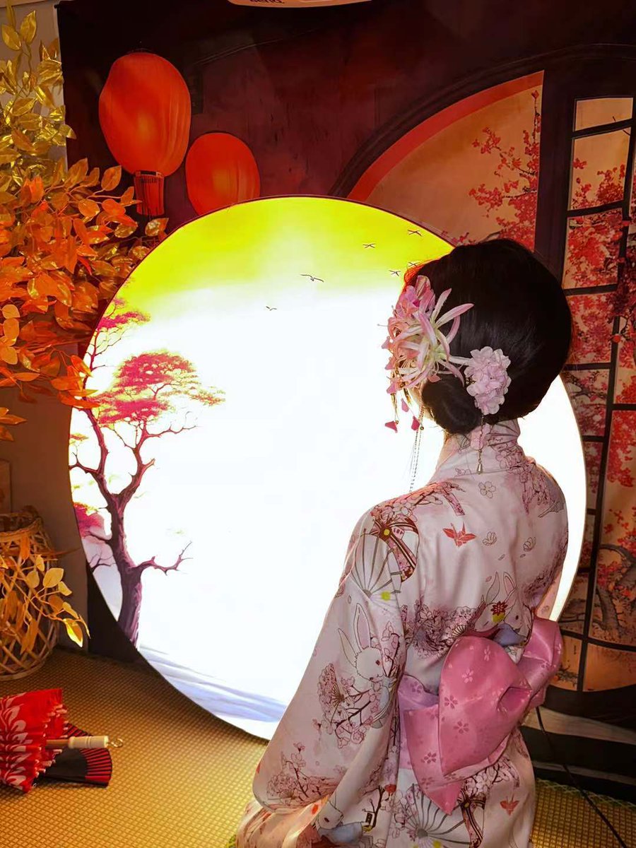 I feel like I’m in a dream when I wear a kimono. 💭