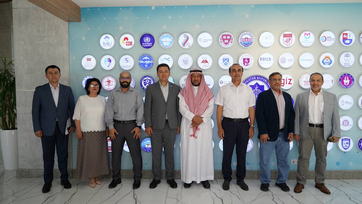 tma_uz's tweet photo. 📚 On Aug 14, 2025, a #WebsterUniversity delegation visited Tashkent State Medical University to discuss new educational programs, experience exchange &amp; joint projects with Rector Prof. Shukhrat Boymuradov. They also toured the university’s facilities. #Education #Cooperation https://t.co/QVak0RMz6J