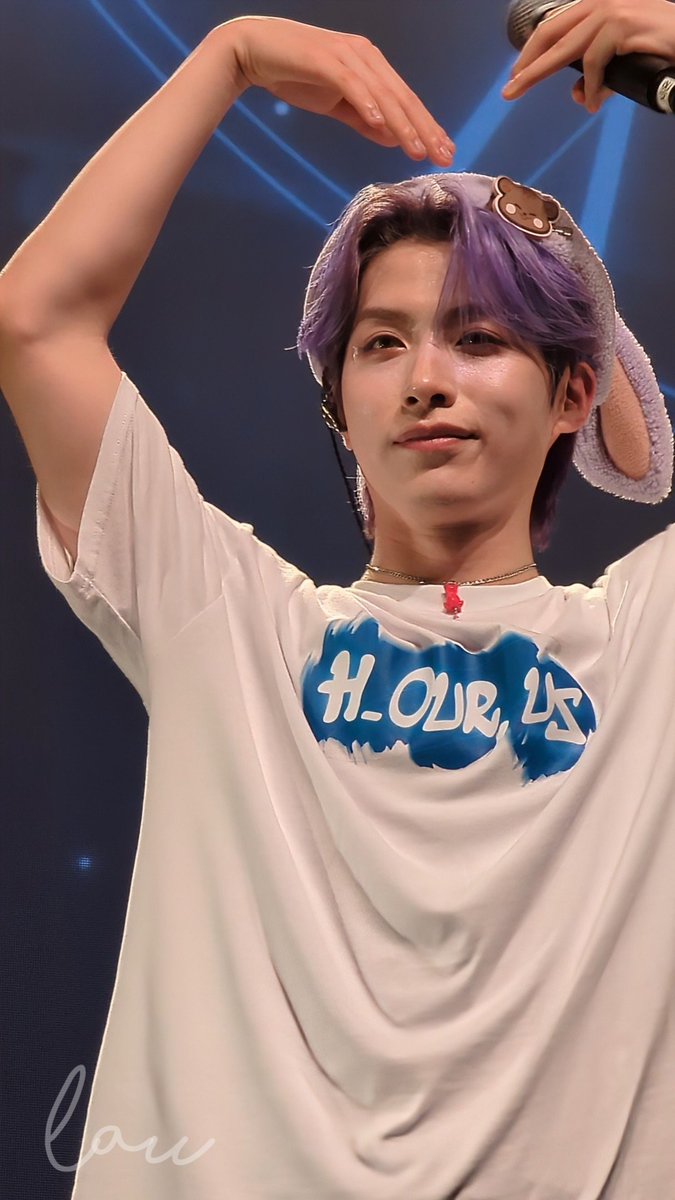 dalbit_x's tweet photo. 💜 #ONEUS #xion #2025ONEUSWORLDTOUR #H_OUR_US #oneusinchicago https://t.co/ZX8sXBYvvP