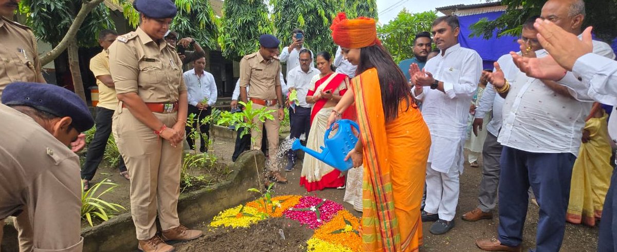 આજ રોજ તાલુકા કક્ષાના ૭૯માં સ્વતંત્રતા દિવસની ઉજવણી મોજે. સેજવાડ તા.બારડોલી જિ. સુરત ખાતે કરવામાં આવી.
૧૫ મી ઓગસ્ટ : સ્વતંત્રતા દિવસની આપ સૌને હાર્દિક શુભેચ્છા...