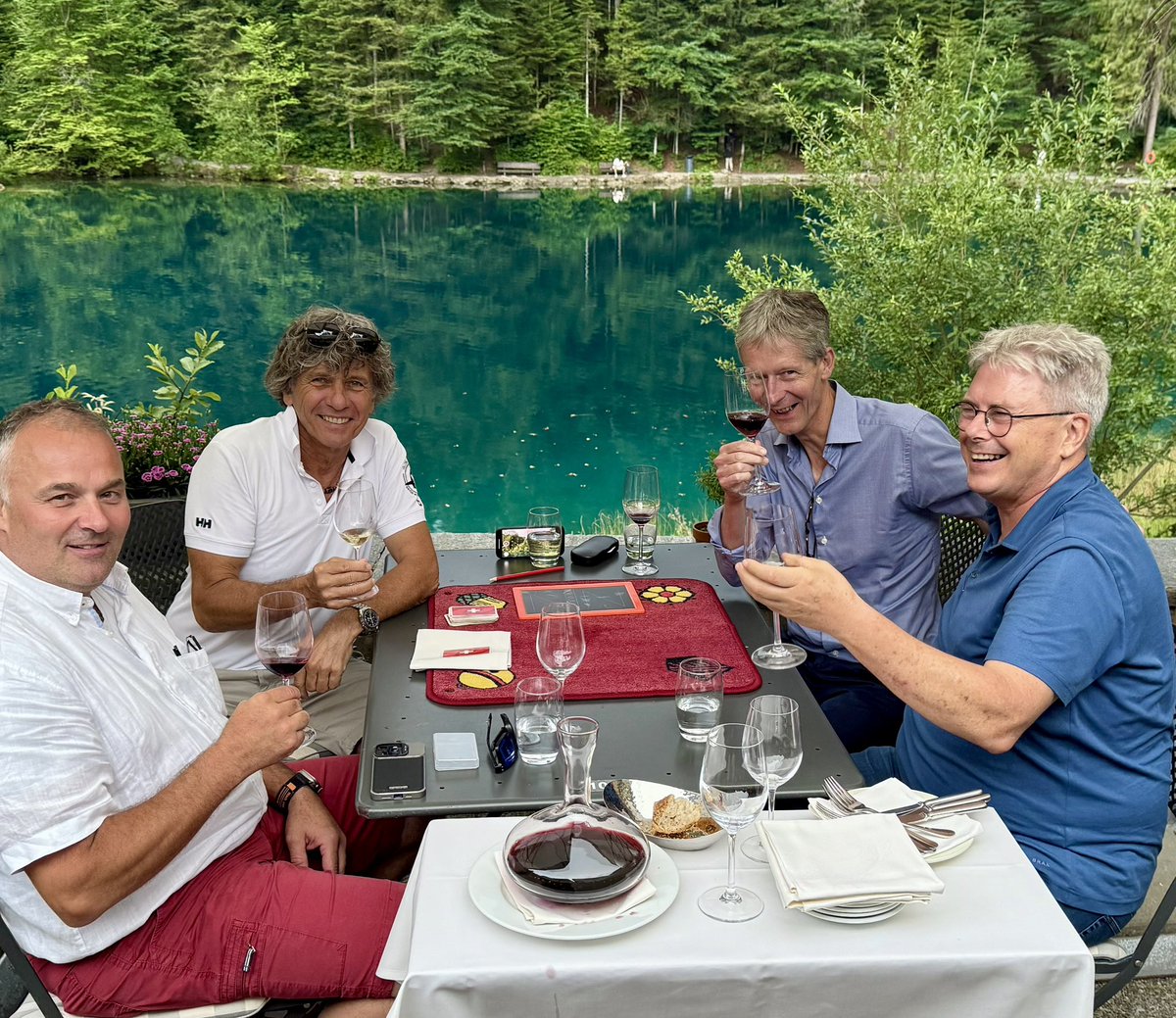 Die Tourismusdirektoren Zermatt und Luzern, der Chef Kursaal Bern und der Globetrotter…. Diskussionsstoff: Tourismus wie weiter ?