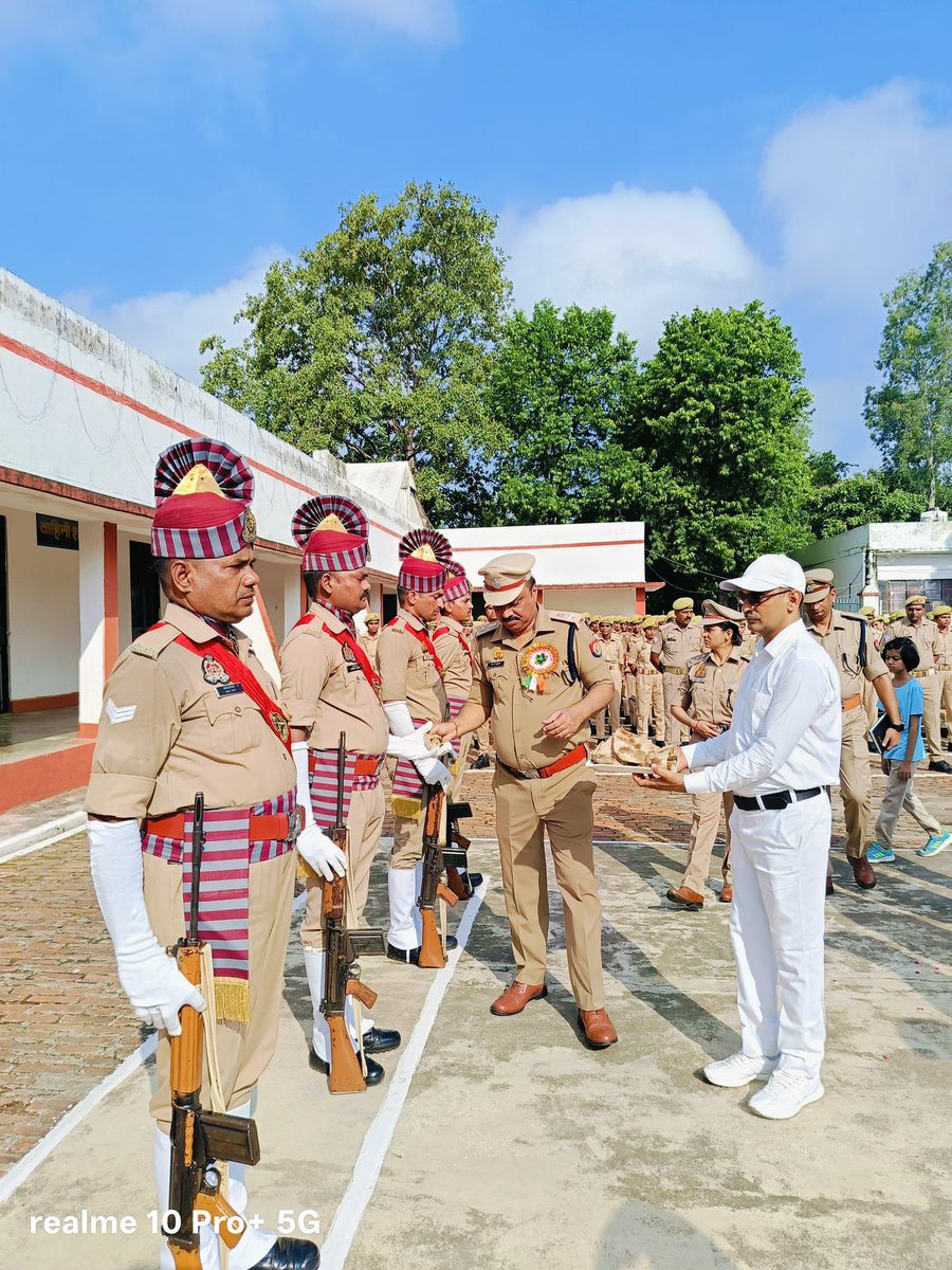 CO20thBN tweet media