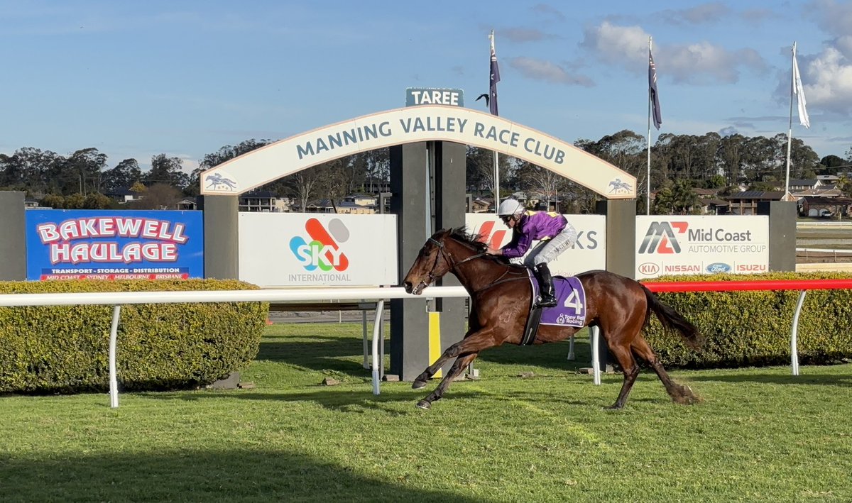 Manning Valley Race Club (@manningclub) on Twitter photo Mawsons Expedition takes out the 6th at <a href="/ManningClub/">Manning Valley Race Club</a> for <a href="/clarenceriverjc/">Clarence River JC</a> Samantha McGuren & Matt McGuren.
Congratulations to Samantha, Matt & owner Michael Beattie Mawsons Expedition takes out the 6th at <a href="/ManningClub/">Manning Valley Race Club</a> for <a href="/clarenceriverjc/">Clarence River JC</a> Samantha McGuren & Matt McGuren.
Congratulations to Samantha, Matt & owner Michael Beattie