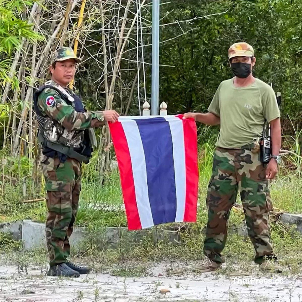 Noan Sereibothโ (@noansereiboth) on Twitter photo Today, Cambodian forces removed barbed wire laid by the Thai side, took down the Thai flag at Choam Te Border Area, and reclaimed Ta Mokโs house. Today, Cambodian forces removed barbed wire laid by the Thai side, took down the Thai flag at Choam Te Border Area, and reclaimed Ta Mokโs house.