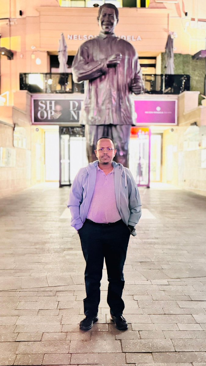 #nelsonmandelasquare
#madiba