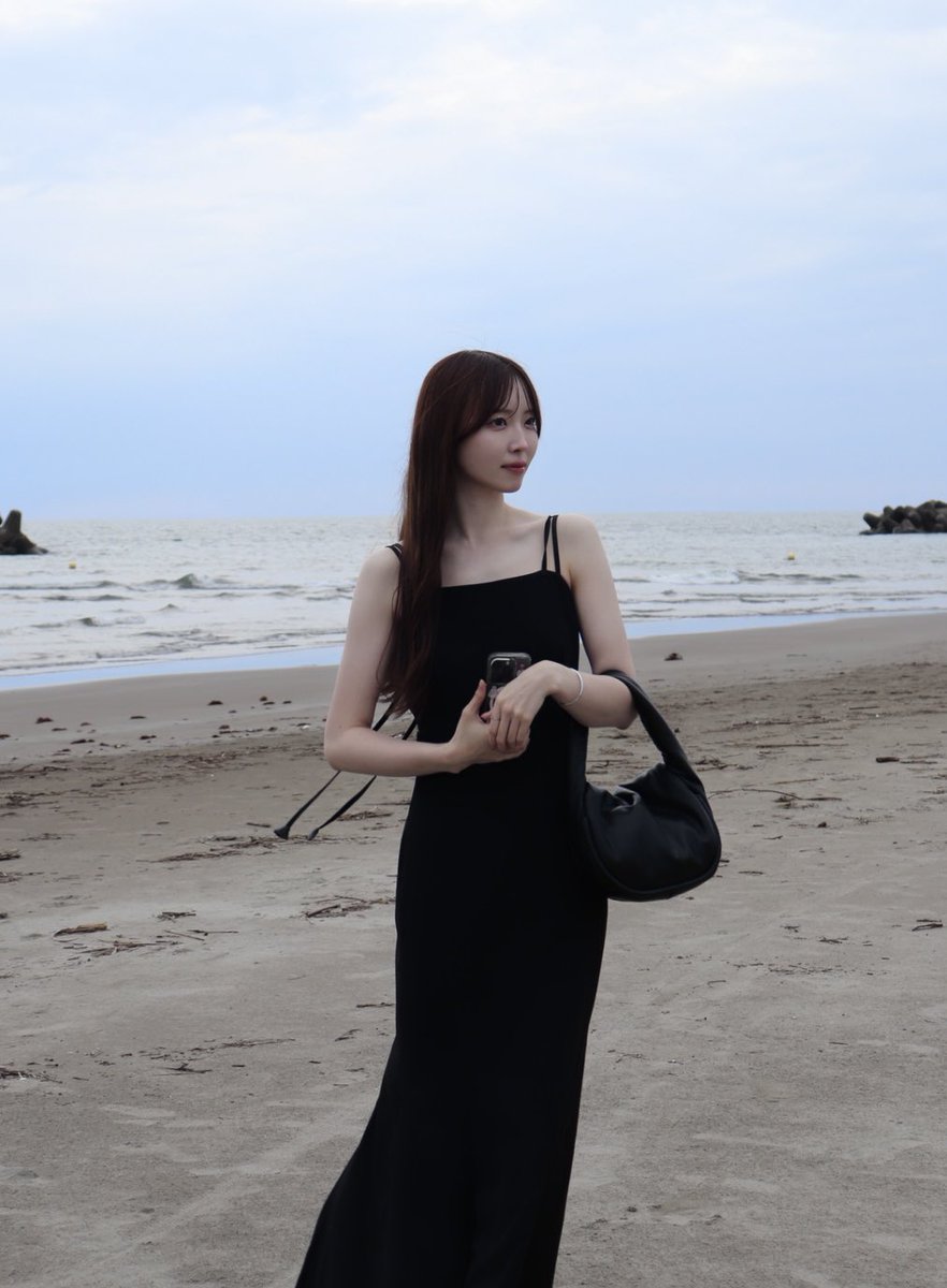 osuzzuu's tweet image. Meituのこのフィルター曇りの日の海でも日差しが差したような光を演出できるのエモい、、🌅♡
#Meituの逆光