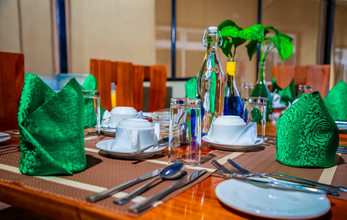 KisimaniResort's tweet photo. Simple elegance, unforgettable flavors!  We believe dining should be an experience, not just a meal.  From our thoughtfully designed space to every dish we serve, we've got the details covered, so you can focus on what matters most: enjoying great food! #TwendeKisimaniEcoResort https://t.co/p0BXiAXsy5