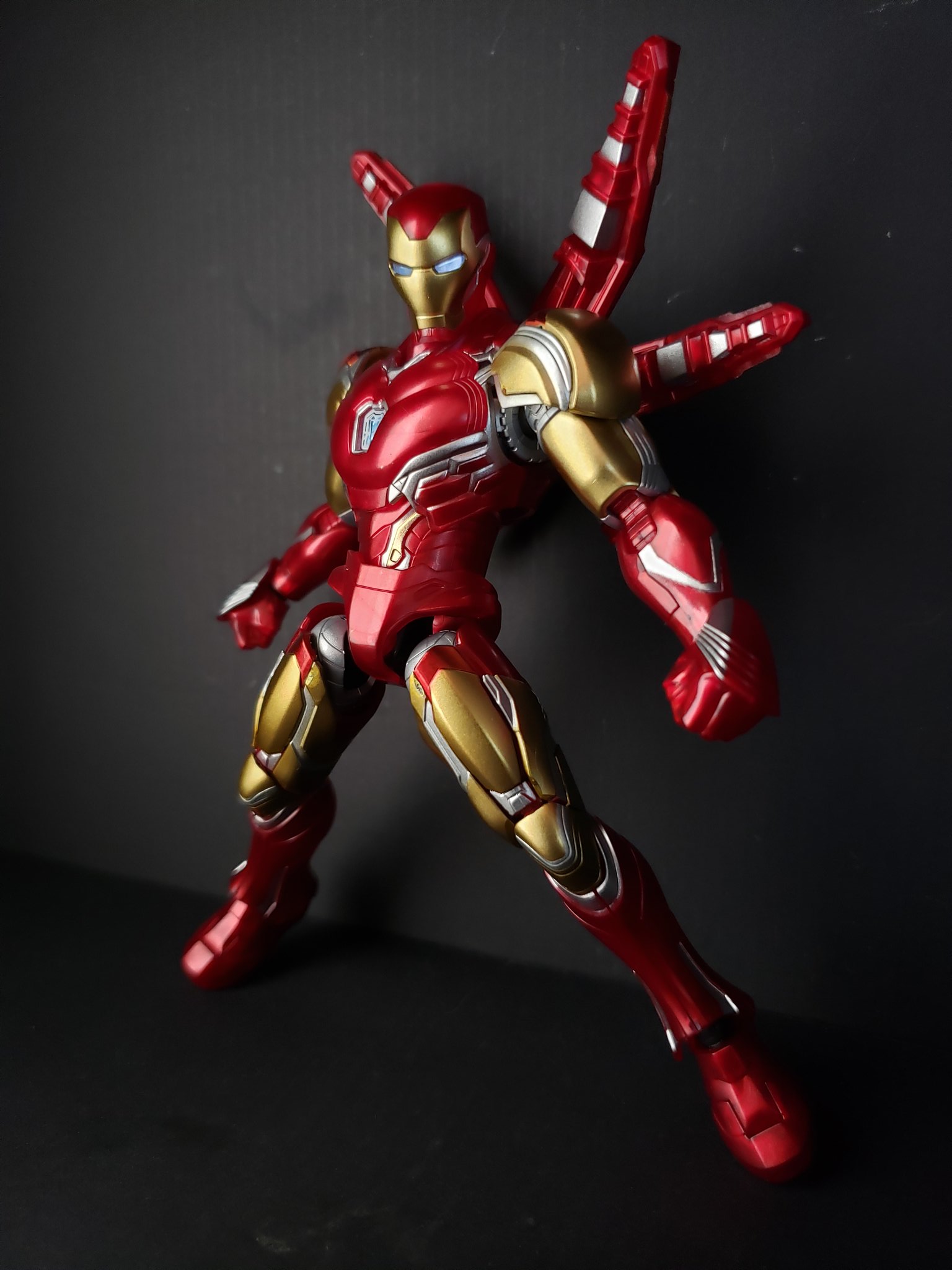 直筆サイン入り写真 ジョー・ルッソ アベンジャーズ/エンドゲーム SA鑑定済 cinemainc2019_trc0015
