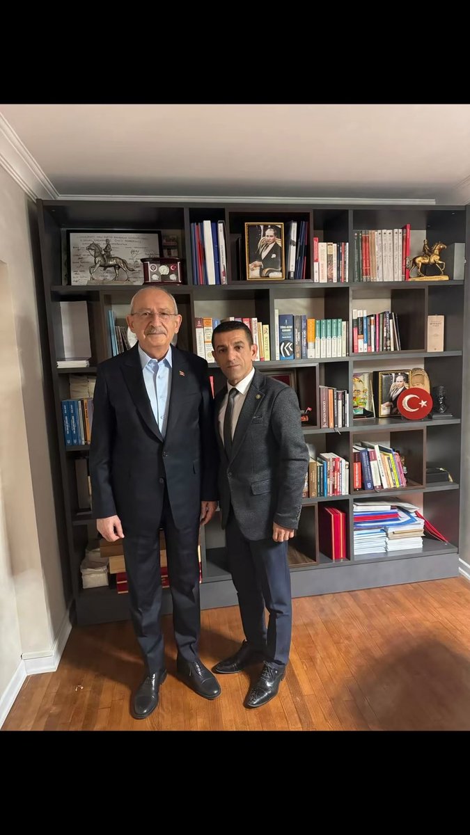 Kalbimizi kıranlara eyvallah diyoruz gün gelecek Eyvah onlara diyeceğiz

Biz Satmayız Satın Alınmayız 
Ölürüz İkrar Vermeyiz
Ölürüz İkrardan Dönmeyiz

CAYANLARDAN DEĞİL ÇAYANLARDANIZ