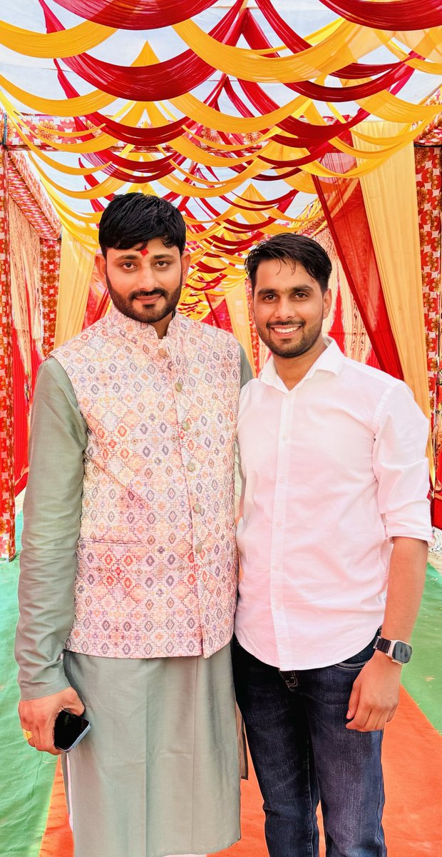 Rahul yadav (@rahulyadav__in) on Twitter photo प्रिय बड़े भाई विनय यादव जी को जन्मदिन की ढेरों शुभकामनाएं।
प्रभु से प्रार्थना है कि आपका जीवन सदैव खुशियों, अच्छे स्वास्थ्य और समृद्धि से भरा रहे।
<a href="/thevinay_yadav/">vinay yaduvanshi</a> प्रिय बड़े भाई विनय यादव जी को जन्मदिन की ढेरों शुभकामनाएं।
प्रभु से प्रार्थना है कि आपका जीवन सदैव खुशियों, अच्छे स्वास्थ्य और समृद्धि से भरा रहे।
<a href="/thevinay_yadav/">vinay yaduvanshi</a>