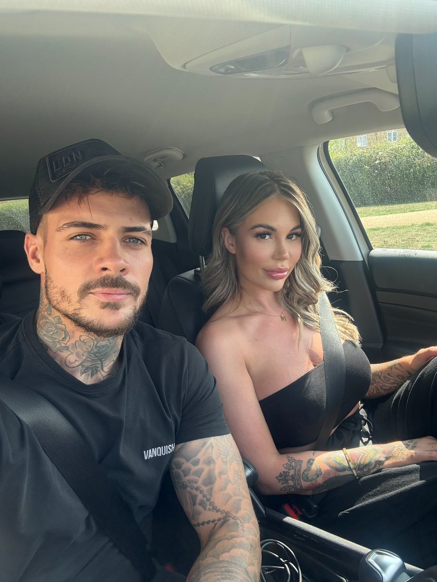 On our way to see a naughty couple 😜