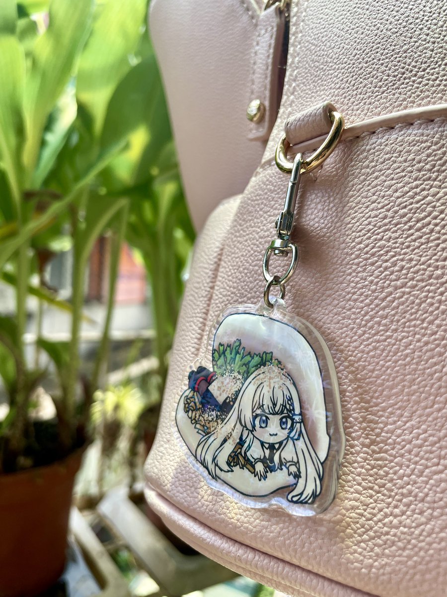 Sadzuki_'s tweet photo. 【REN二創周邊販賣】阿刈恩包吊飾
來喔 帥哥美女要來刈份刈包嗎？

終於開賣啦！首次開張電子路邊攤
可愛又美味的隨身帶輕便飯友
添加滴膠壓克力+鐳射星星✨
不買刈起刈份阿刈恩包刈在包包上面嗎0-0
 #阿伊恩

第一次賣二創周邊 希望能順利進行🥹
僅提供少量貨 每人限買2份
有問題歡迎在貼文底下留言！ https://t.co/GNRGSfj69q