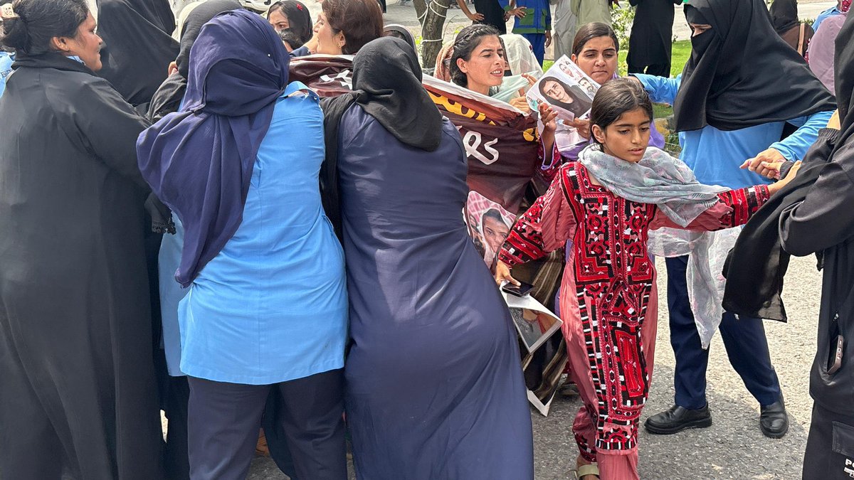 These innocent daughters/mothers of balochistan are peacefully protesting in Islamabad for the release of their loved ones! If Islamabad is not giving them their constitutional rights, what option is left with them ?