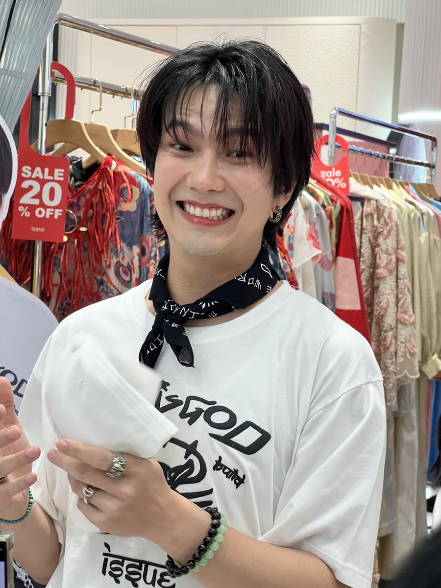 bbb_build88's tweet photo. คนสวยของแม่ ใจละลายหมดแล้ว 🥺🥺

BUILD THE DESIGNER

#IssueMomentWithBiu https://t.co/GKgdpxfP3d