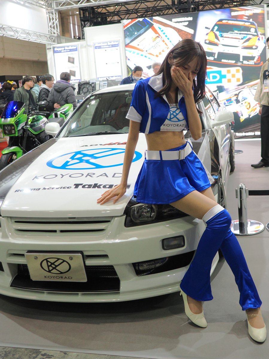 ラジエーターのメーカーの前で
「冷却水は冷やせるけど俺のハートは熱いままだぜ！可愛いい！！」
って叫んだ兄ちゃんがいて見事に笑わせてた
