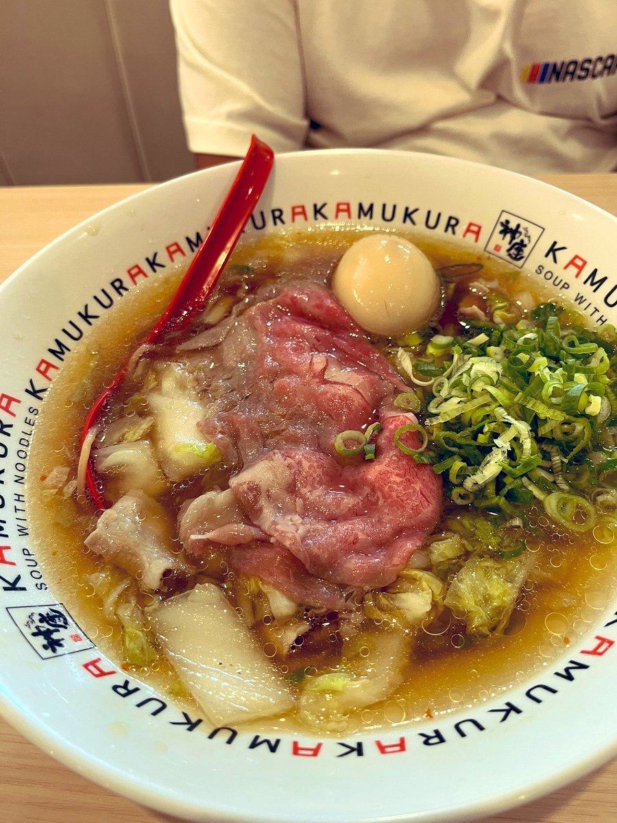 息子のお泊まり日。
連れ去られて断絶から一度会うまでが一番しんどいと思うし、なす術が無く感じる事があると思うけど、何とか耐えて欲しいなと思う。
一度会うとこちらのメンタルも変わるし、会えたらまたやり方の選択肢も増えて来ると思うので。
今日は息子とラーメンとゲーセン。