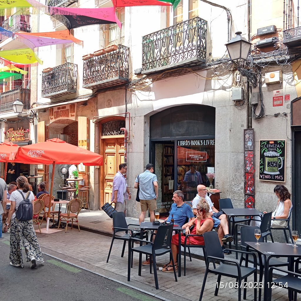 Residentes de la Plaza Mayor de Madrid y Aledaños tweet media