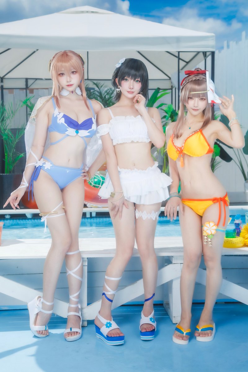 『ヘブンバーンズレッド』ブース
📍 南4ホール No.2521

白河ユイナのコスプレイヤーとして
出演させていただきます✨️

遂に明日からコミケ！
水着姿で皆さんをお待ちしています💎
2日間たくさん楽しみましょうね〜！🏖

#ヘブバンアニバーサリー #PR https://t.co/FmlhLDXbvL