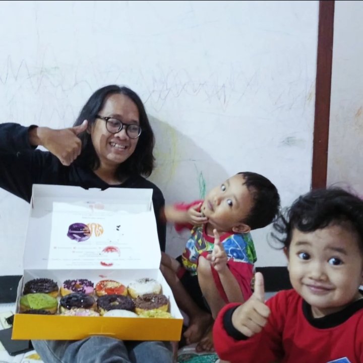 Cuman keluarga ku yg inget kalo  saya ulang tahun, 
Ga kerasa udah 31thn.