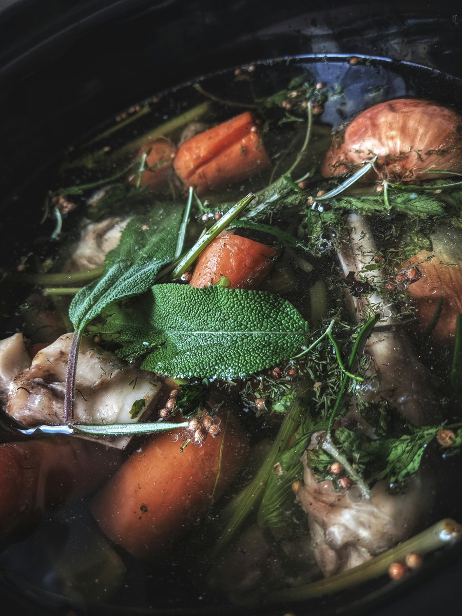 Healing with Slow Food: The Return to Elemental Cooking

hippocratic.institute/2025/08/15/hea…

#SlowFood #RealFood #WholeFoods #TraditionalCooking #HomeCooking #EatRealFood #SustainableEating #CleanEating #FoodCulture #FarmToTable