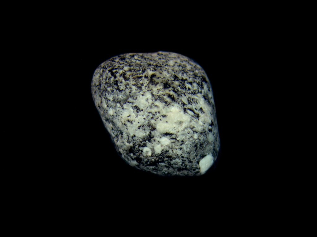 ChimaeraGallery's tweet image. A universe in a grain of sand. Don’t miss Jonathan Latiano’s mind-blowing microphotography series, Scaling a Pyramid, on view at Chimaera Gallery now through August 16.

#ArtMeetsScience
#VisualResearch
#ScientificImaging