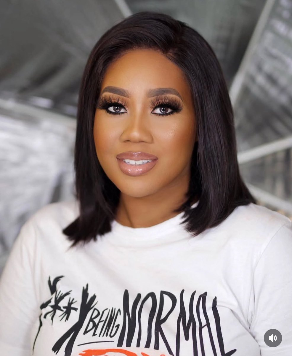 isleofskincare's tweet photo. Y’all!!! This is a Gigi Jasmine STAN ACCOUNT😮💨💪 just incase you’re wondering why I’m on this side? She gives the aura of “Extremely loved at home NEPO BABY!”🔥🔥🔥😍
@djgigijasmine till day 71!
#GigiNavy #AjebutterBaby #EmotionalBaddie #BBNaijaS10 https://t.co/UXKg8ZKPLr