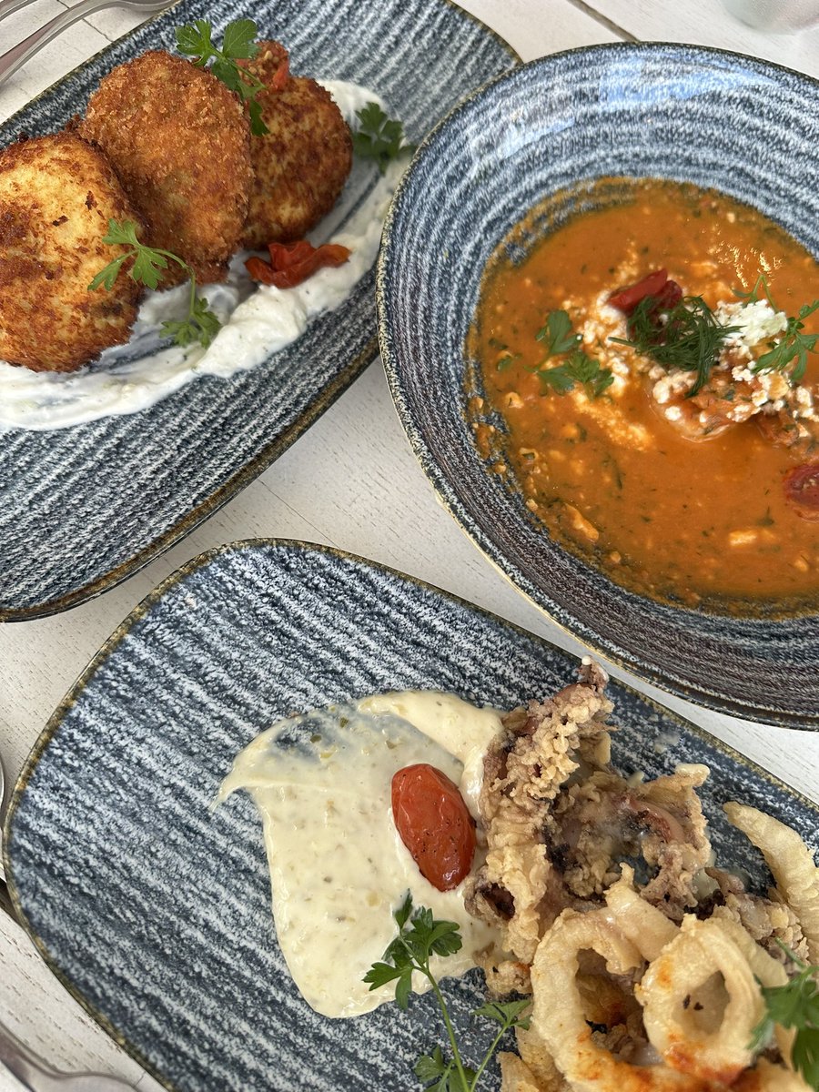 Simon Li tweet media