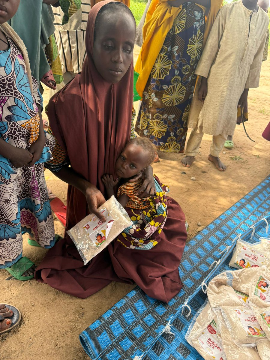 NphcdaNG's tweet image. Even in the most challenging places, hope arrives. 

During our In-Between Round (IBRA) vaccination activity, children and families in insecure settlements along the Benisheik corridor, Kaga LGA, Boron State, are receiving life-saving vaccines and vital nutritional support.