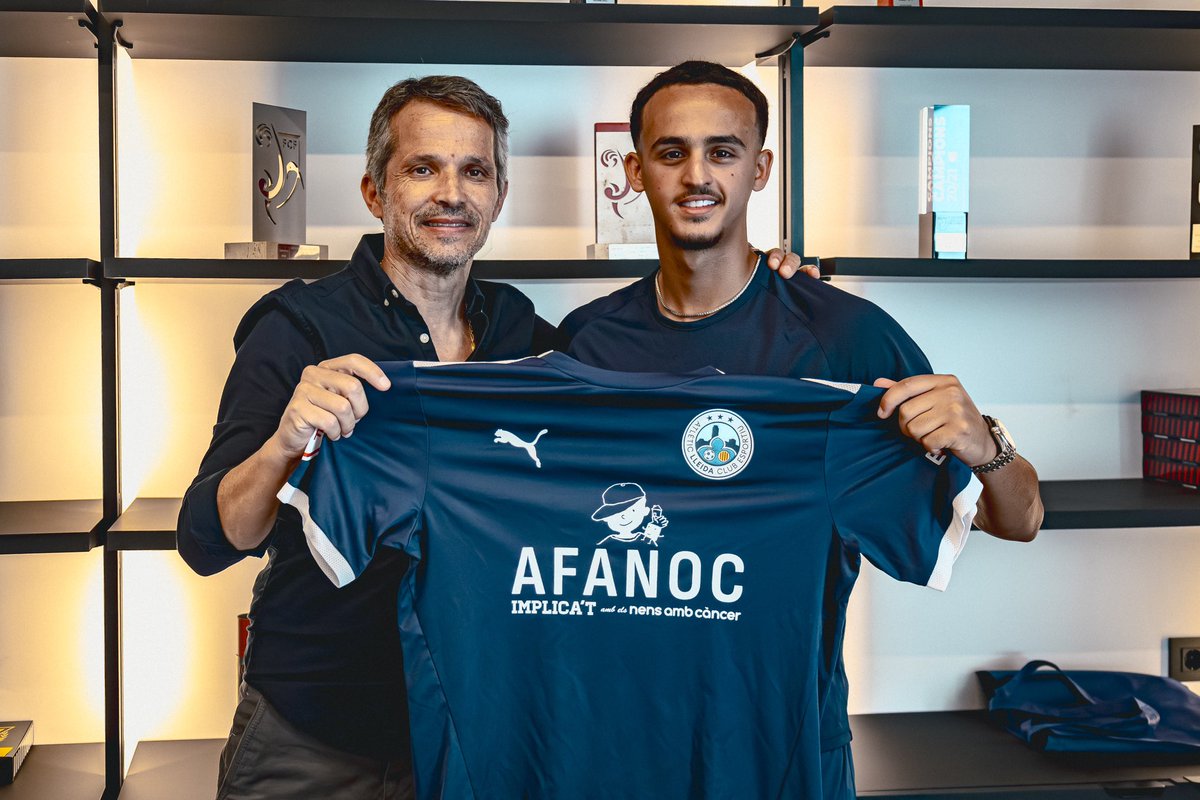 atletic_lleida's tweet photo. ✍️ Paperwork done.
Welcome BOUMENJAL 12 🇳🇱💙
#ForçaAtlètic #NouFitxatge #BOUMEJAL12 https://t.co/9secVRYmCT
