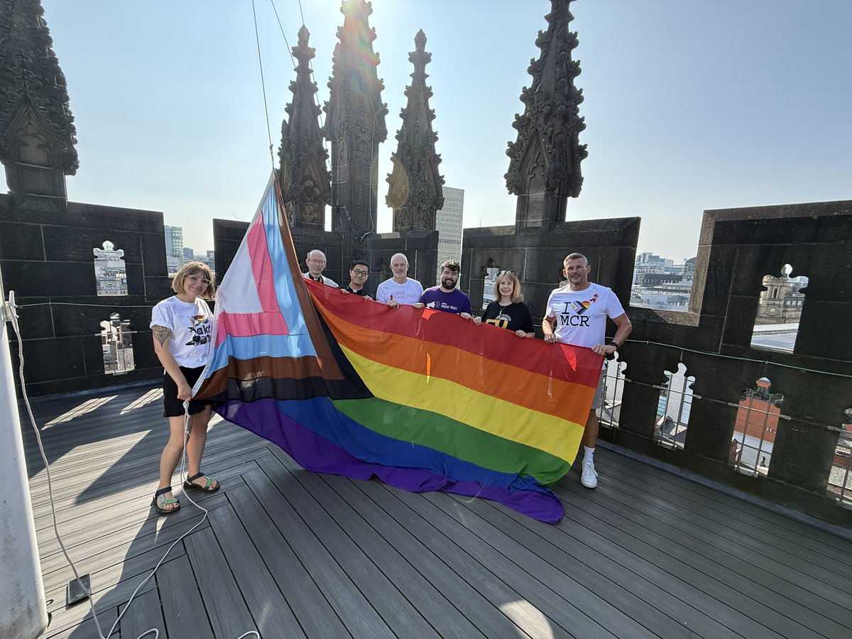 Dr Carl Austin-Behan OBE “Ozzy” 💙 tweet media