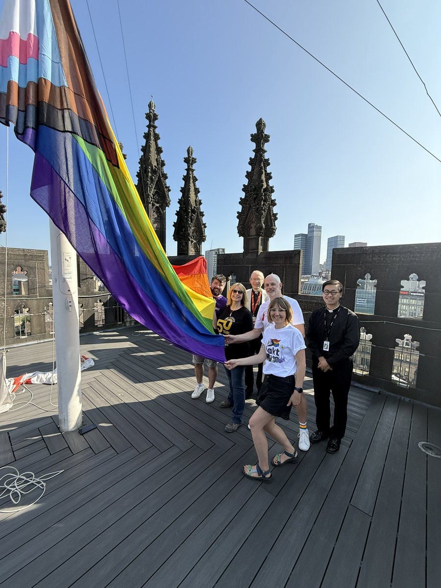 Dr Carl Austin-Behan OBE “Ozzy” 💙 tweet media