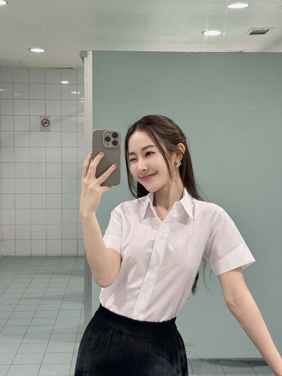 ยังพอเนียนๆได้อยู่มั้ยฮับ🤓
#Ningningmarika