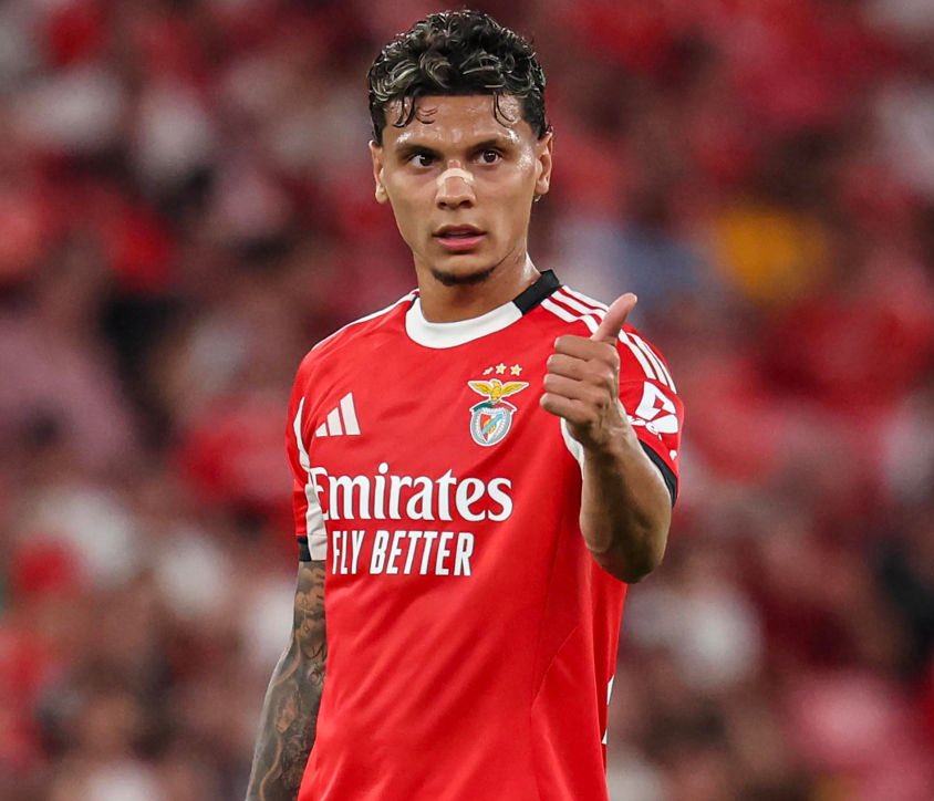 Diogo Oliveira (@souooliveirawd) on Twitter photo No que toca ao Richard Ríos, para mim foi uma boa contratação do Benfica. Podemos debater se 30 milhões é caro ou não, mas o jogador não tem culpa disso. O perfil dele era exatamente o que precisávamos e, mesmo pagando caro, a contratação faz sentido, ainda mais a dupla ser o No que toca ao Richard Ríos, para mim foi uma boa contratação do Benfica. Podemos debater se 30 milhões é caro ou não, mas o jogador não tem culpa disso. O perfil dele era exatamente o que precisávamos e, mesmo pagando caro, a contratação faz sentido, ainda mais a dupla ser o