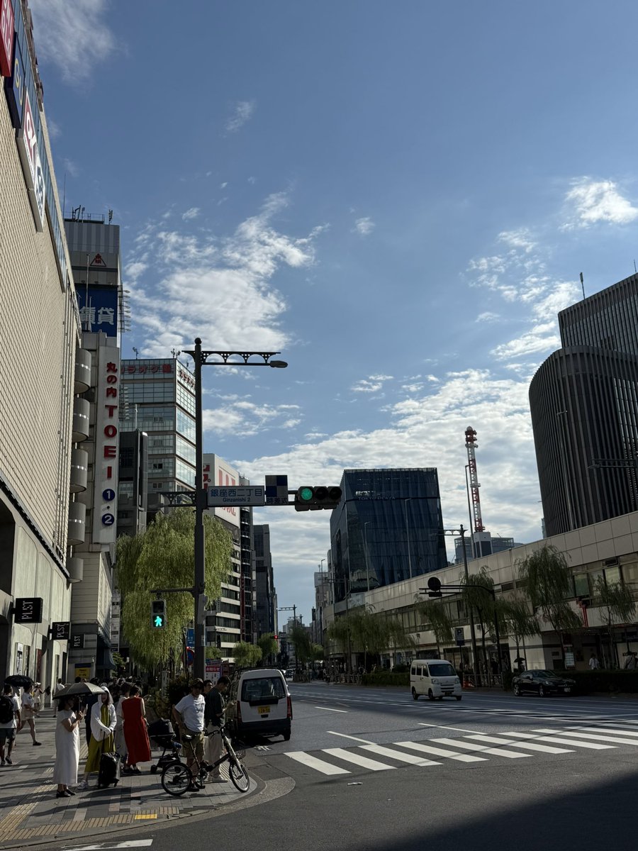 baimaken0218's tweet photo. 银座 https://t.co/wrIysjQwxN