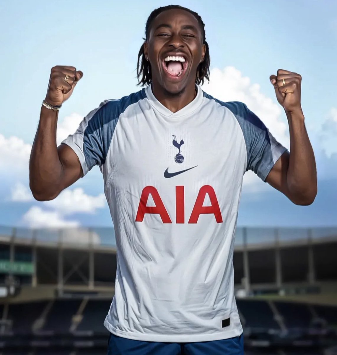 AllThings_THFC tweet media