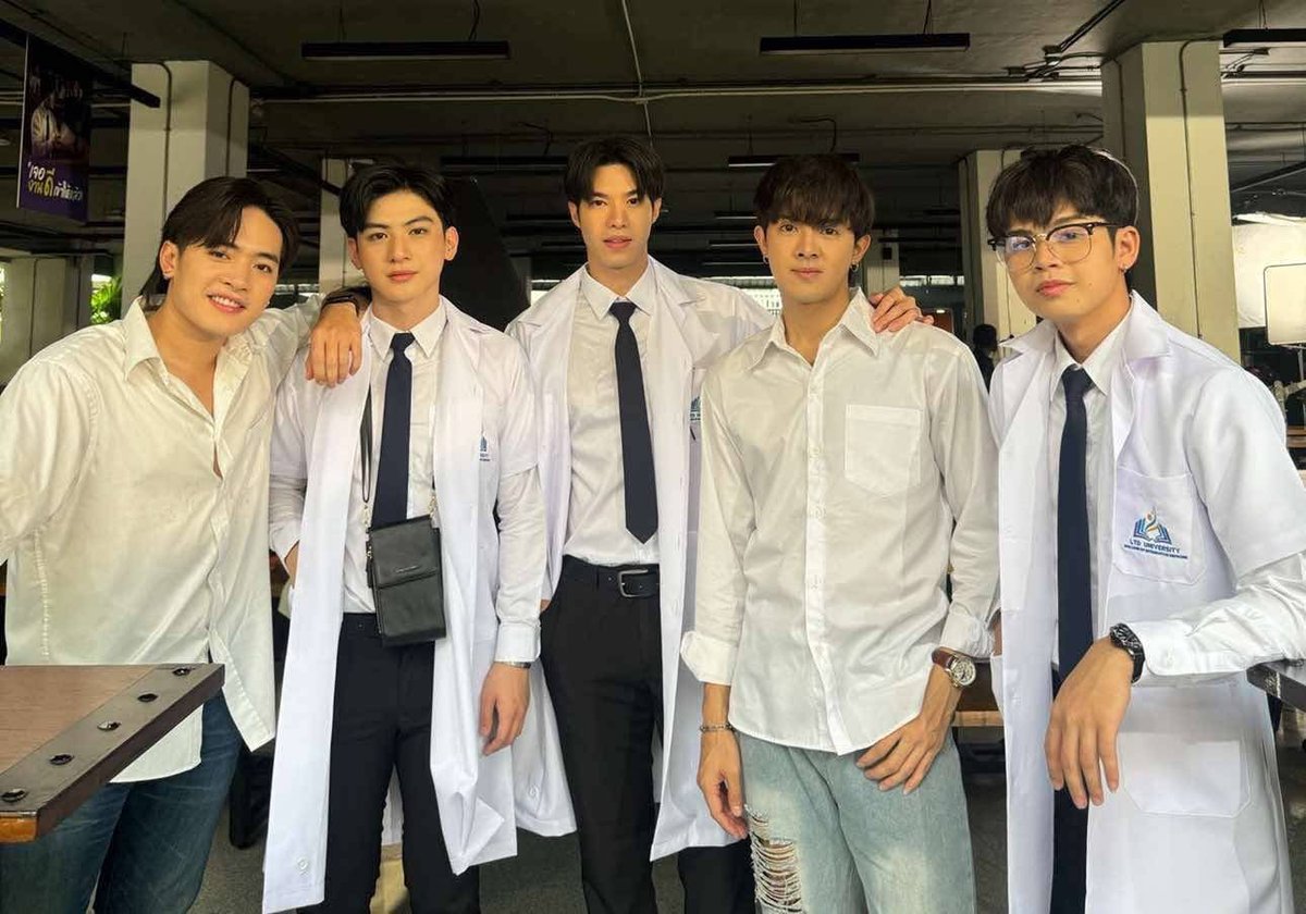 รอแล้วว แนค จาฟาร์ ตุลา ไต้ฝุ่น เดล 
อาการมันเป็นยังไงไหนบอกหมอ
Lottery Doctor
#PilotLotteryDoctor