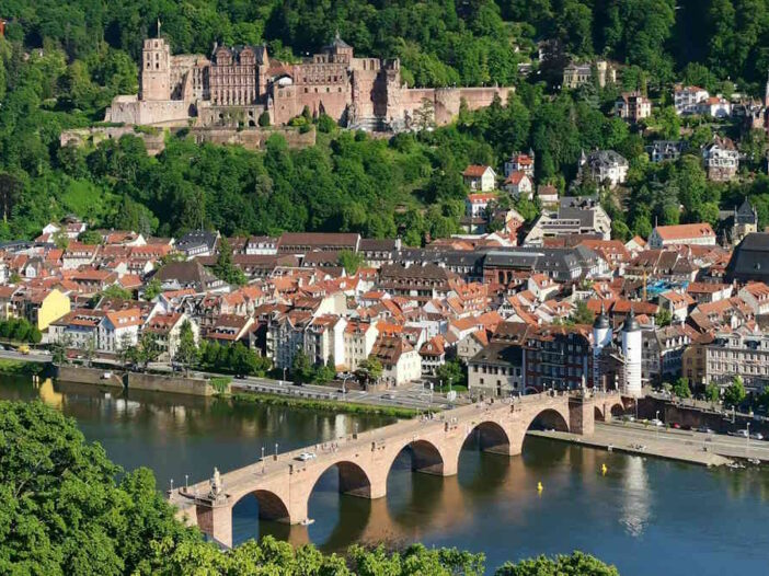 ElmoRemote's tweet photo. 🚗 Teaser: Elmo’s driverless taxi service is coming to Germany’s innovative City of Heidelberg 🇩🇪 

Stay tuned — more details soon!

#teledriving #remotedriving #innovation #mobility #Germany #Heidelberg #Tallinn #estonians

https://t.co/n08i2mxcOS https://t.co/JWMyReXJa2