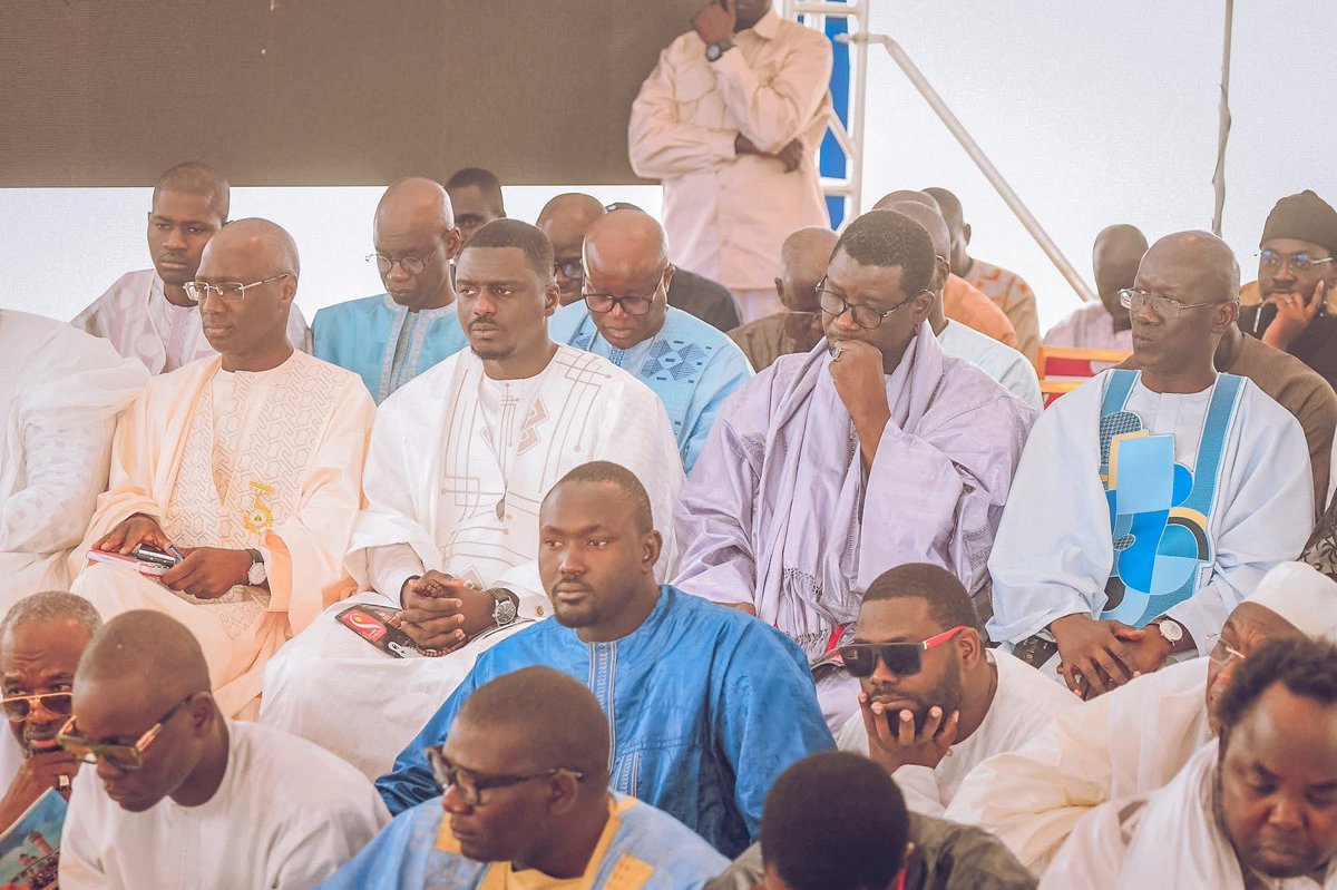 ibrahma_THIAM's tweet photo. J’ai eu l’honneur de prendre part, ce jour, à la cérémonie officielle de clôture du Grand Magal de Touba, au sein de la délégation du Gouvernement, conduite par Monsieur le Ministre de l’Intérieur.

#GrandMagal2025 #Touba #Sénégal #GouvernementSN #PMEPMI #DéveloppementÉconomique #CérémonieOfficielle #MagalTouba #UnitéNationale