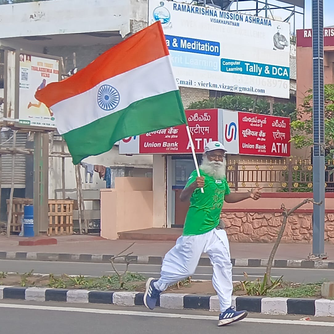 C Subramanya Sharma (@ishavizagsharma) on Twitter photo 🙏🏼On this Independence day, did 30Kms Save Soil campaign running holding our National flag high & reached 6,363 Kms
Let's make our Soil to yield sufficient food so that we need not depend on others for food & become independent in future also
<a href="/PMOIndia/">PMO India</a> <a href="/JaiTDP/">Telugu Desam Party</a> <a href="/JanaSenaParty/">JanaSena Party</a> 🙏🏼On this Independence day, did 30Kms Save Soil campaign running holding our National flag high & reached 6,363 Kms
Let's make our Soil to yield sufficient food so that we need not depend on others for food & become independent in future also
<a href="/PMOIndia/">PMO India</a> <a href="/JaiTDP/">Telugu Desam Party</a> <a href="/JanaSenaParty/">JanaSena Party</a>