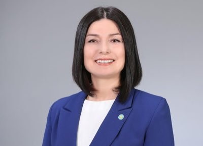 🔎İYİ Partili Ofluoğlu: “Yer gök utandı, AK Parti utanmadı
egesaati.com.tr/iyi-partili-of…
#kadıncinayetleri <a href="/iyiparti/">İYİ Parti</a> <a href="/KevserOfluoglu/">Kevser Ofluoğlu</a>