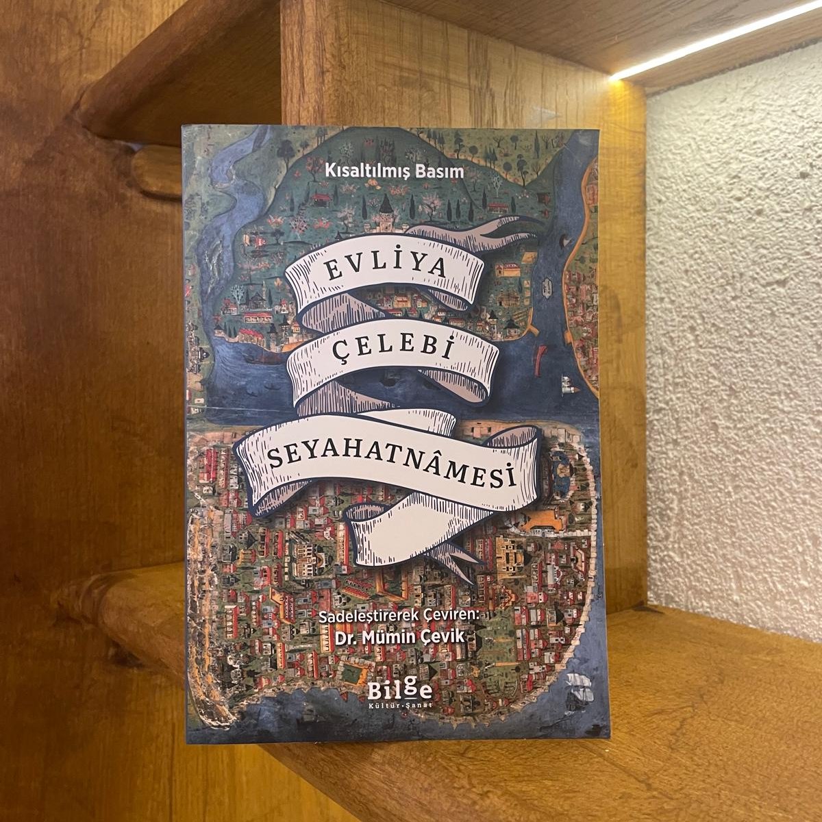 Hediyemiz var!✨

3 şanslı okura Evliya Çelebi Seyahatnâmesi hediye! 📚

Çekilişe katılmak için için yapmanız gerekenler:
📌 <a href="/bilgekultur/">Bilge Kültür Sanat</a> hesabını takip etmek,
📌 gönderiyi yeniden paylaşmak,
📌 yoruma bir arkadaşını etiketlemek.

son gün: 25 Ağustos